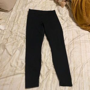 Simple Black Fabletics leggings